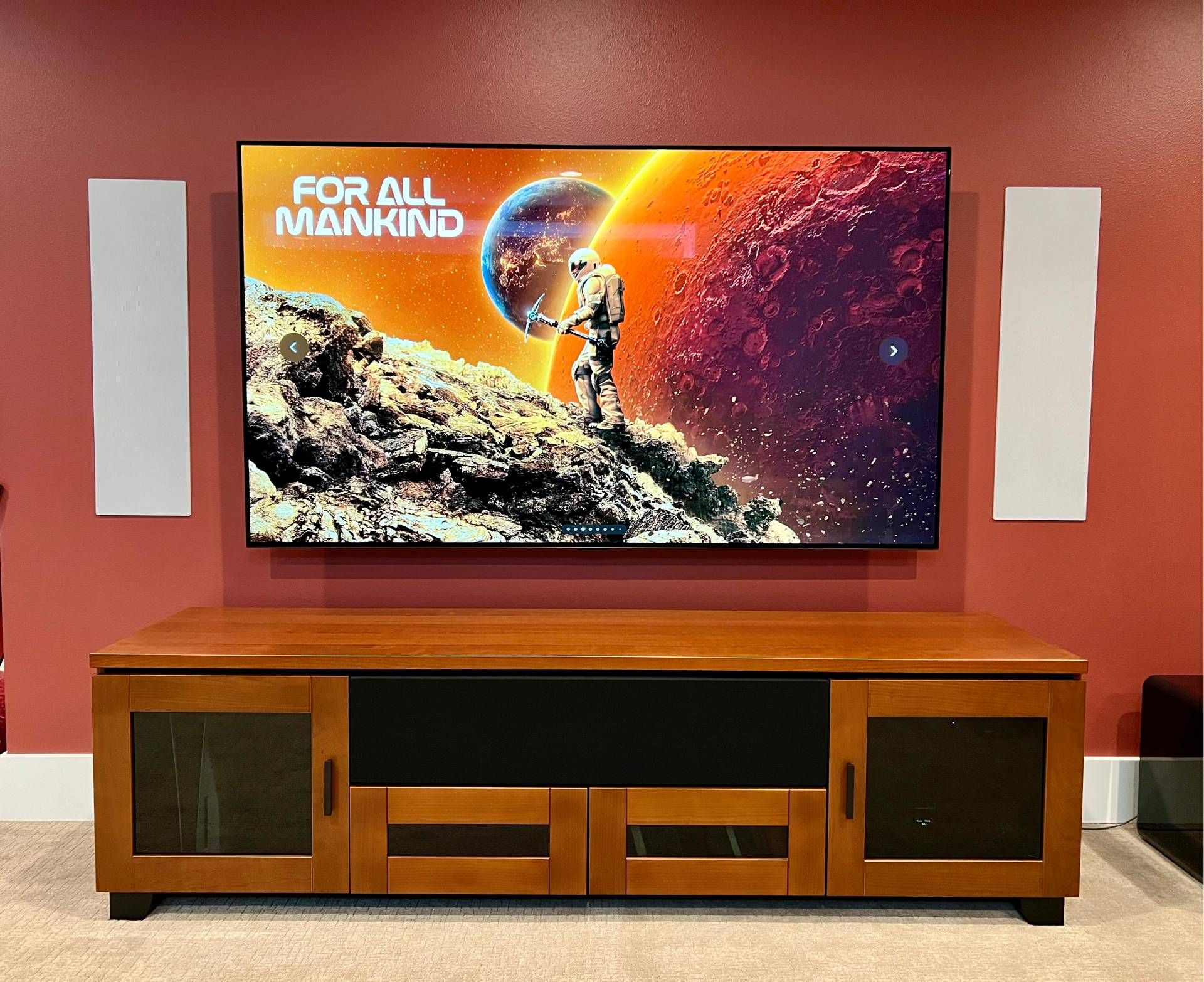 Wall Mounted TV with external speakers
